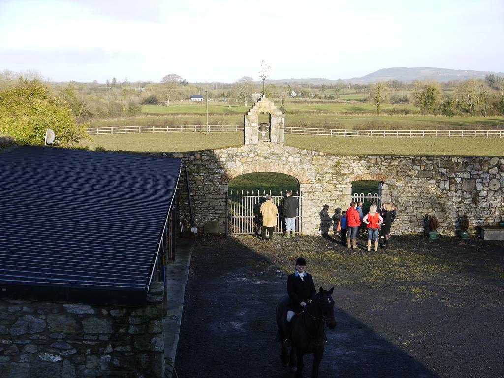 The Carriage Houses At Beechpark House Bunratty Eksteriør billede